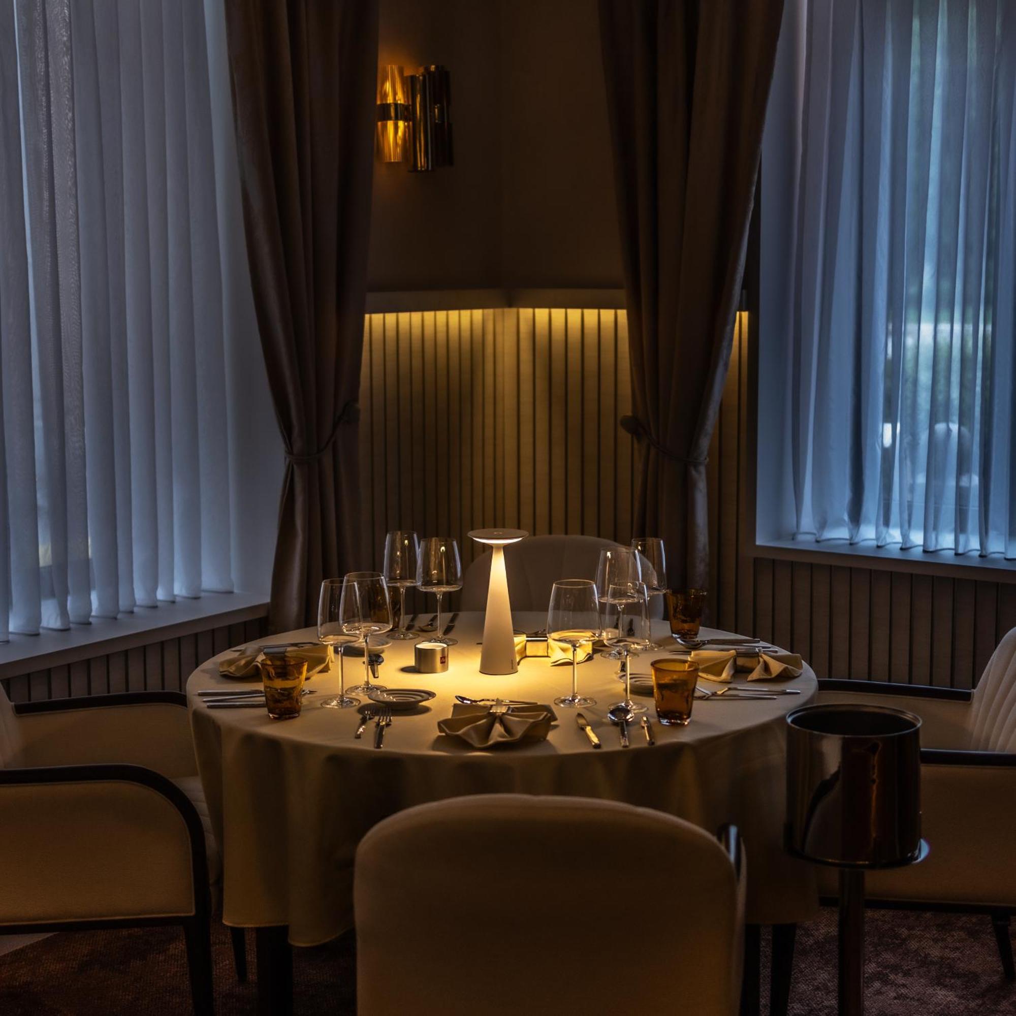 Apeiro Avant-garde Hotel