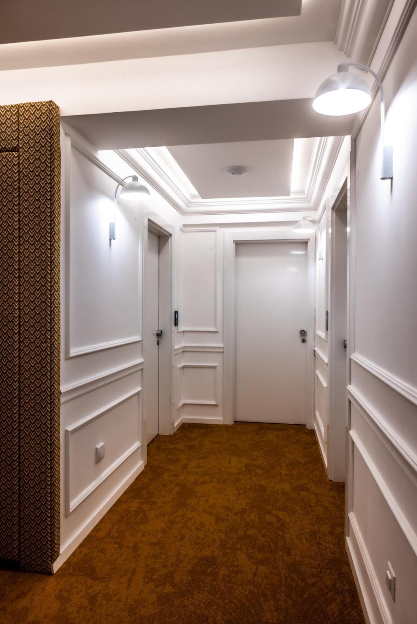 Apeiro Avant-garde Hotel 5*