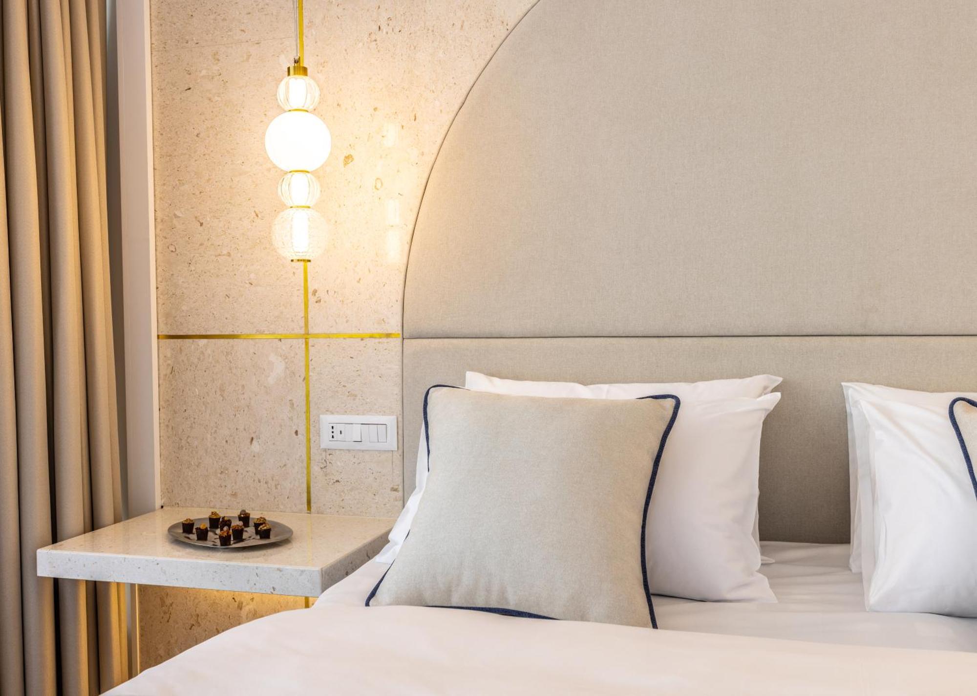 Hotel Apeiro Avant-garde